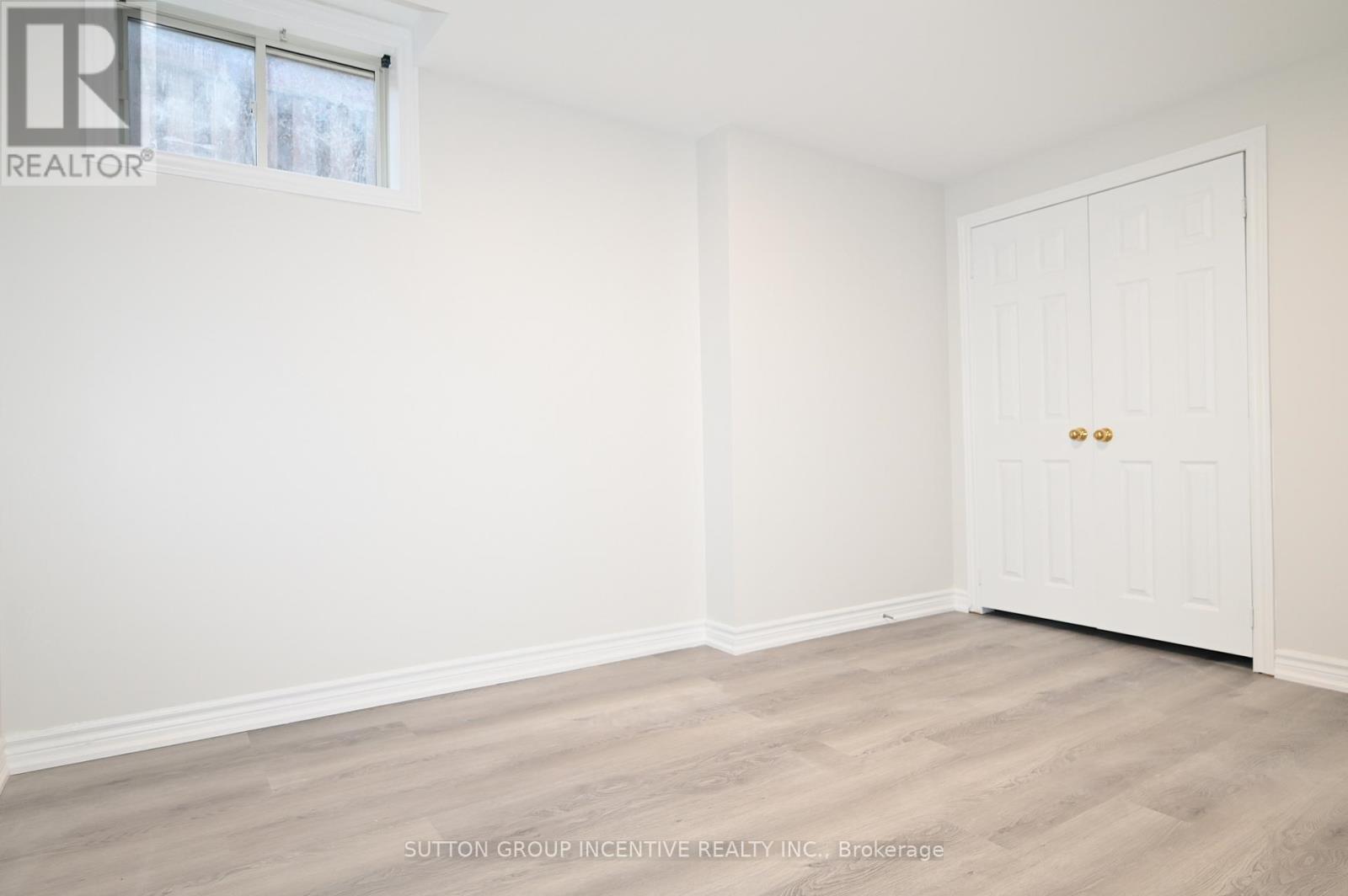 109 Esther Drive, Barrie, Ontario  L4N 0V8 - Photo 33 - S12898522