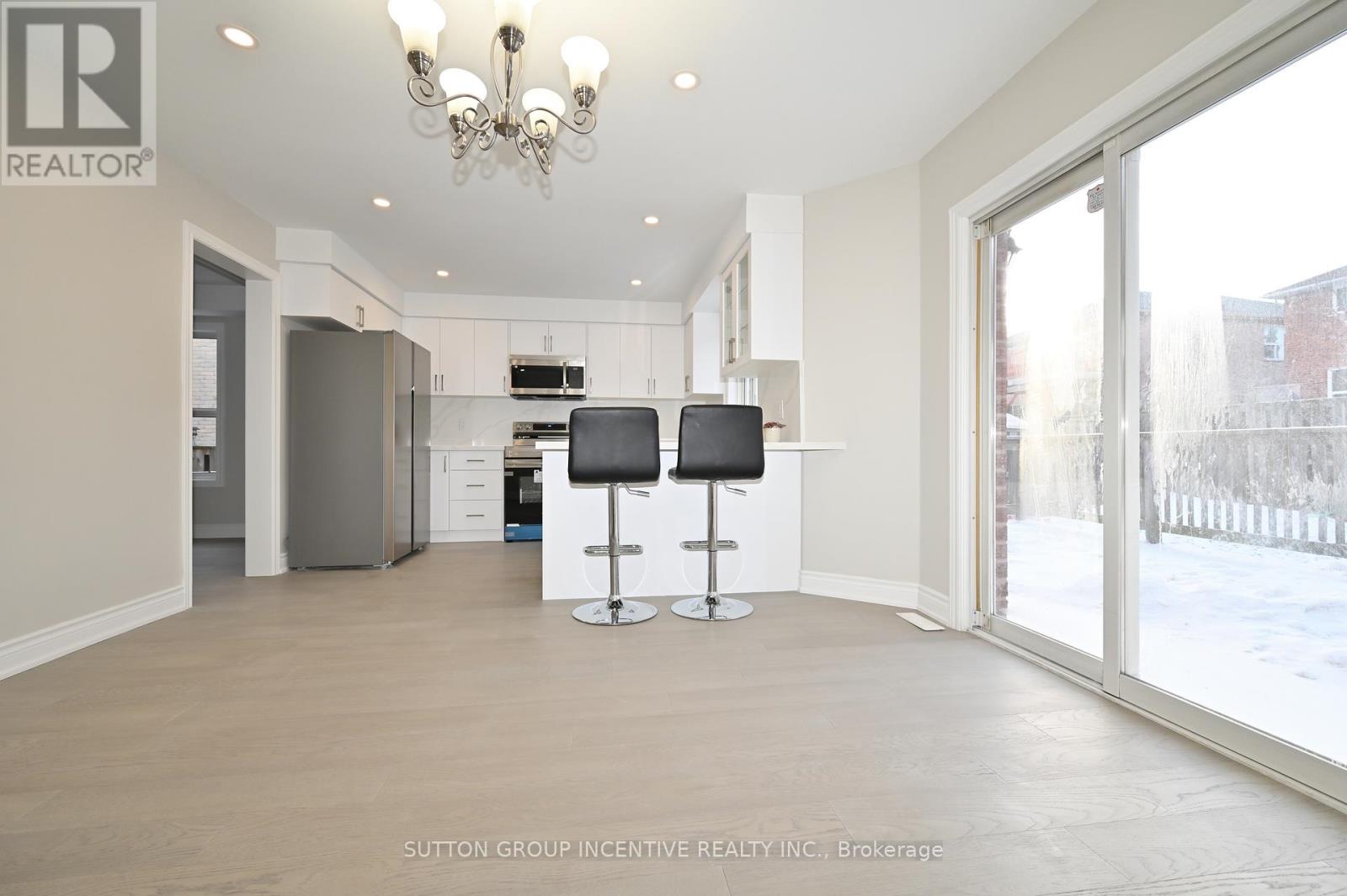 109 Esther Drive, Barrie, Ontario  L4N 0V8 - Photo 7 - S12898522