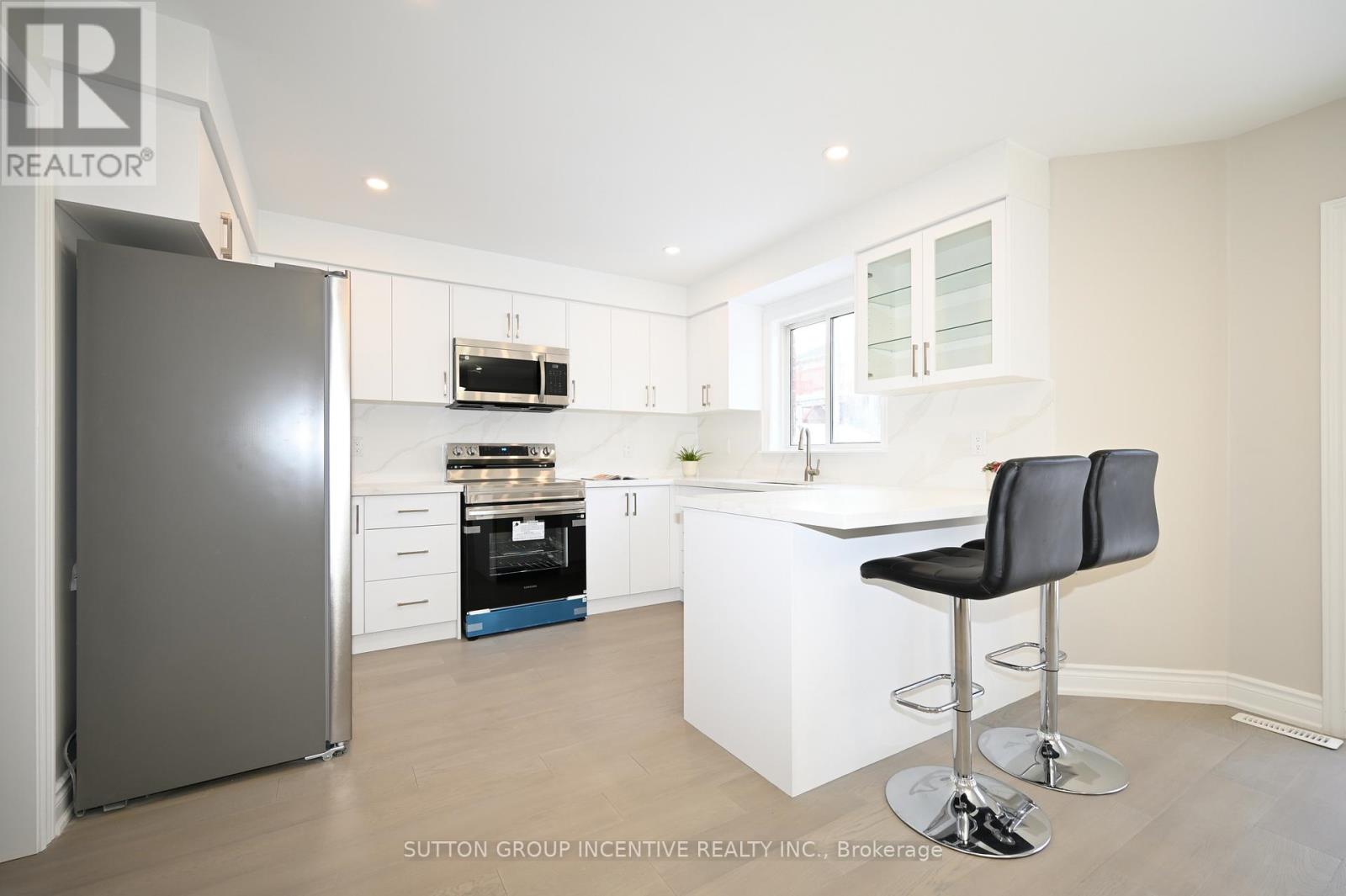 109 Esther Drive, Barrie, Ontario  L4N 0V8 - Photo 9 - S12898522