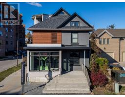 18 WORSLEY STREET, Barrie, Ontario