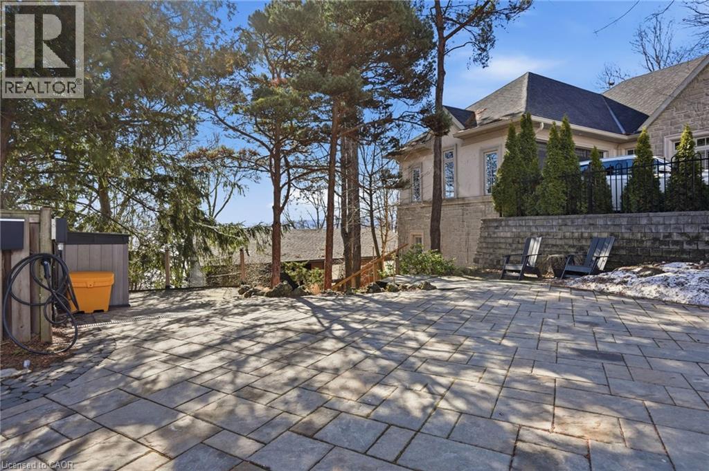 868 Danforth Place, Burlington, Ontario  L7T 1S2 - Photo 35 - 40812451