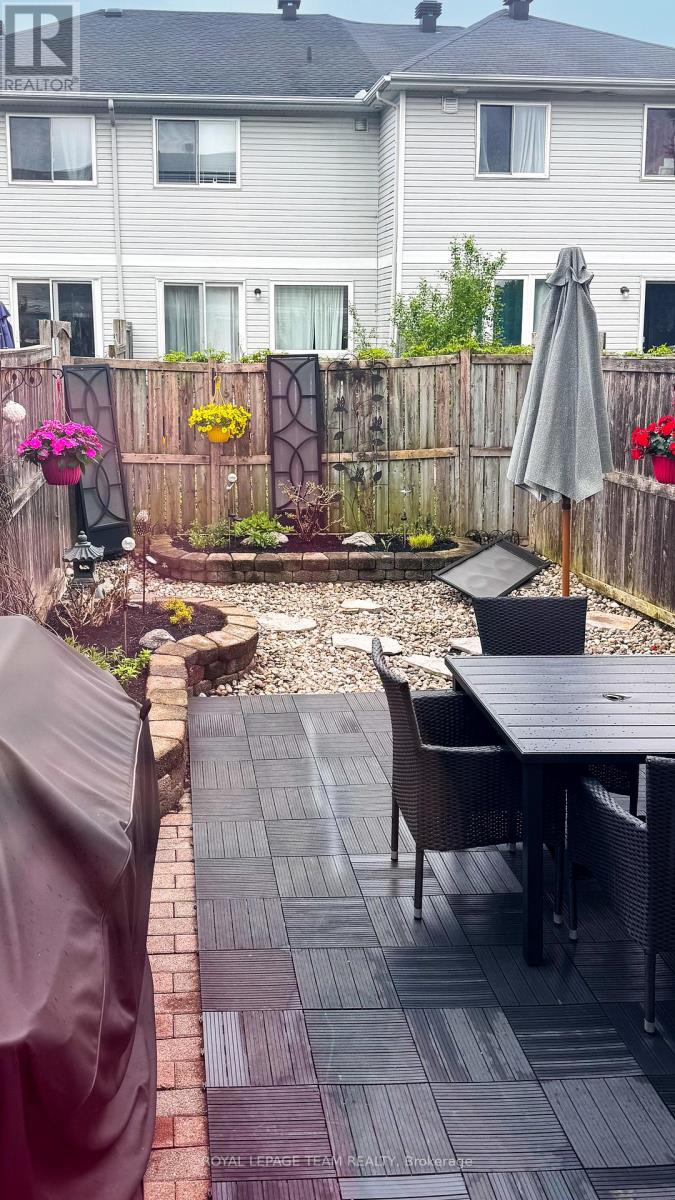 78 Grammercy Parkway, Ottawa, Ontario  K2C 4E4 - Photo 23 - X12898394