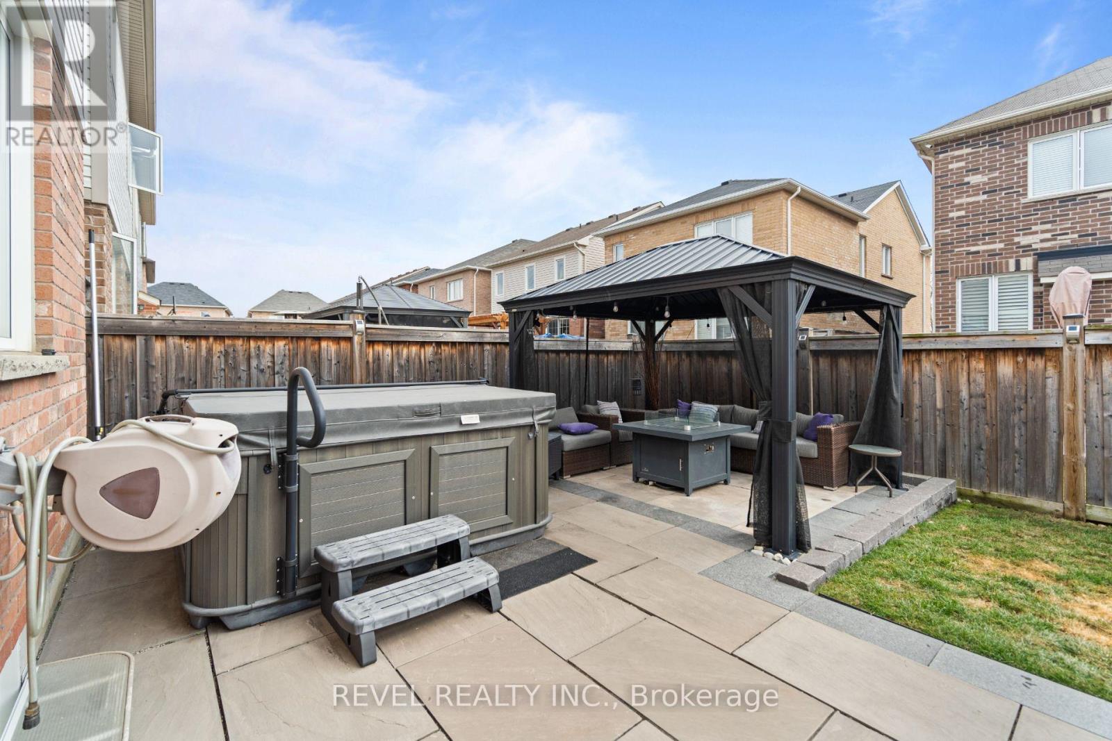 1550 Tough Gate, Milton, Ontario  L9T 8Y7 - Photo 33 - W12898450