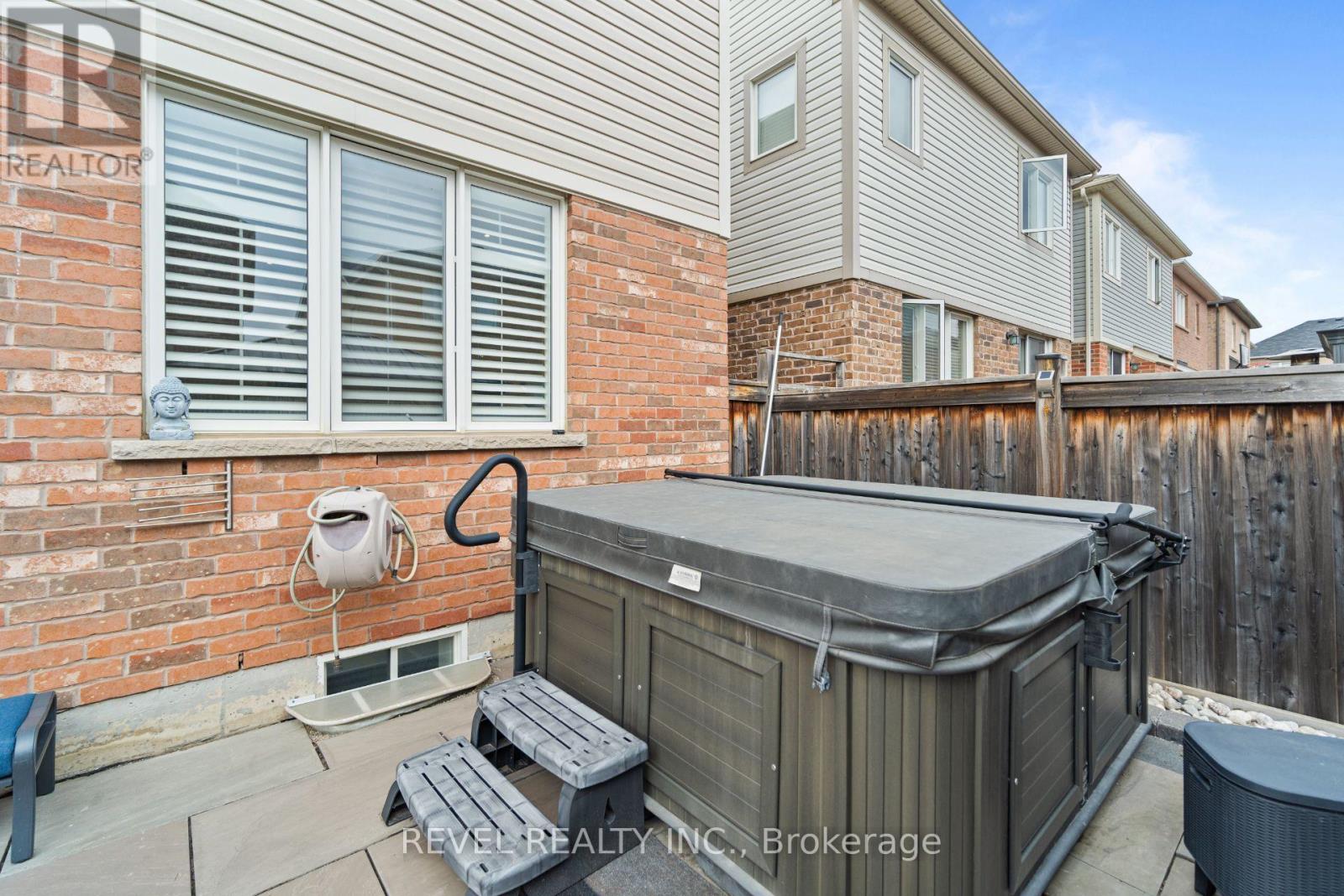 1550 Tough Gate, Milton, Ontario  L9T 8Y7 - Photo 35 - W12898450