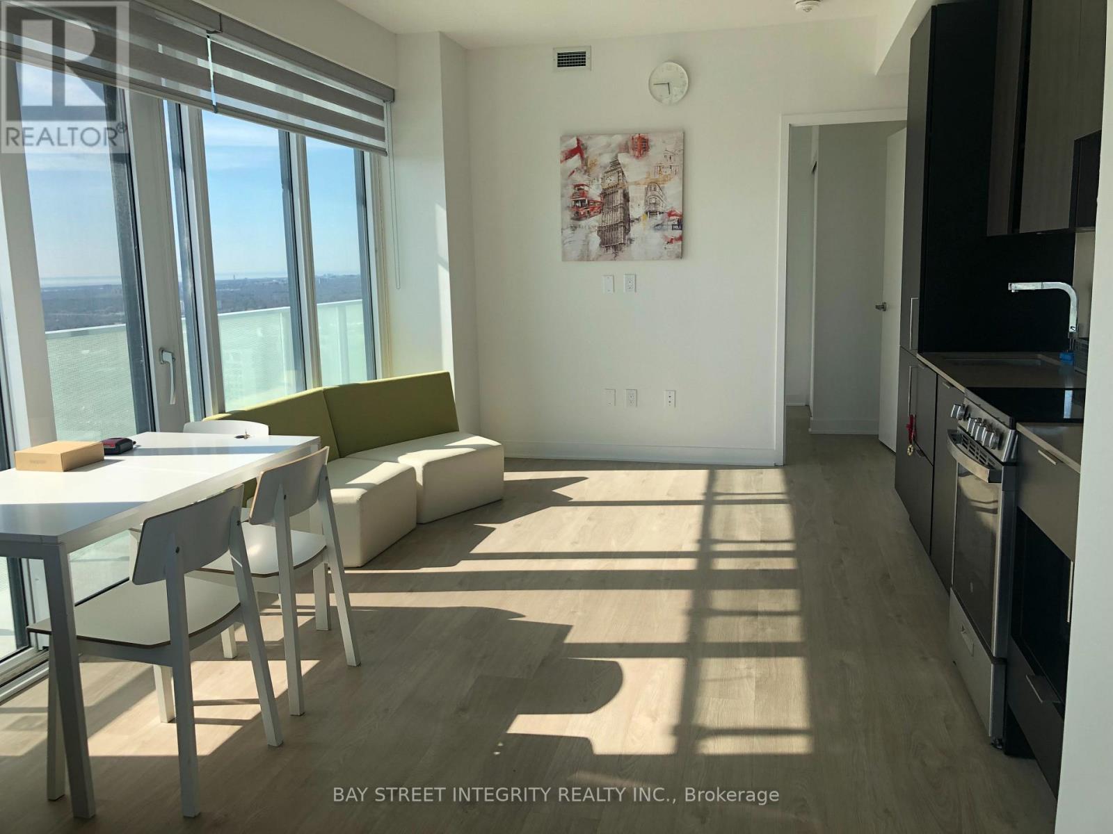 3203 - 3900 Confederation Parkway, Mississauga, Ontario  L5B 0M3 - Photo 11 - W12898468