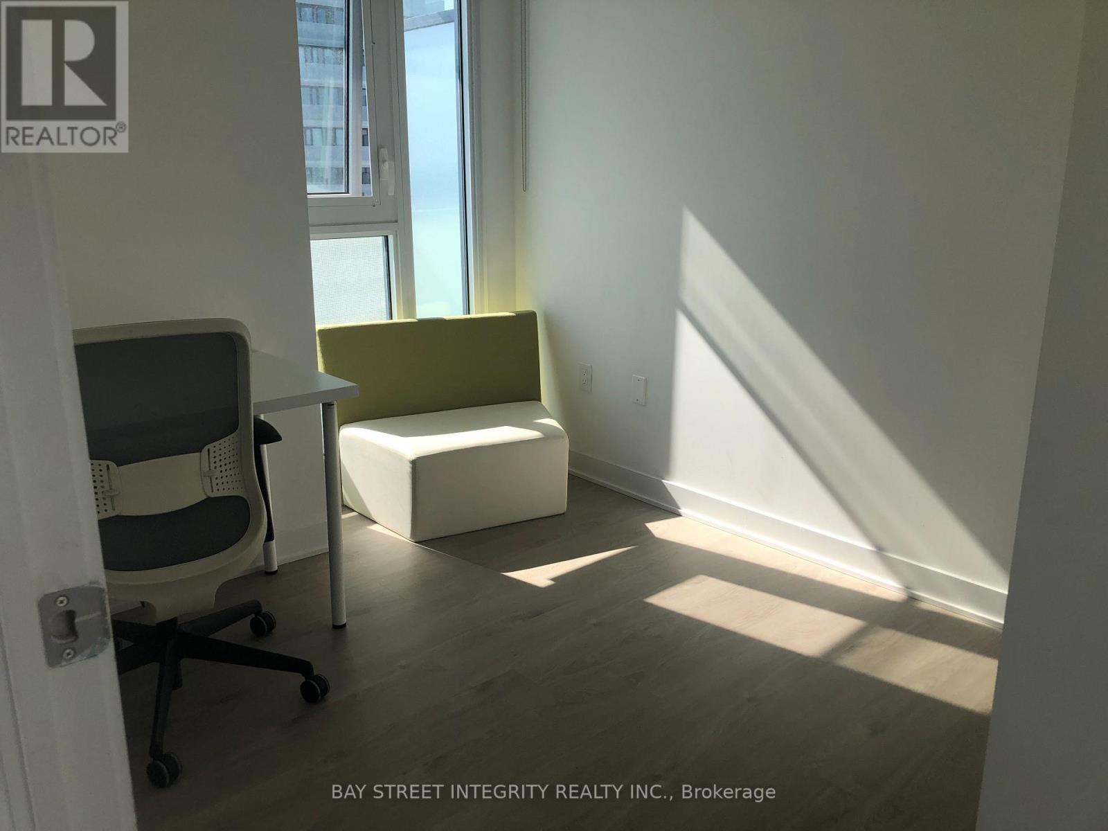 3203 - 3900 Confederation Parkway, Mississauga, Ontario  L5B 0M3 - Photo 15 - W12898468