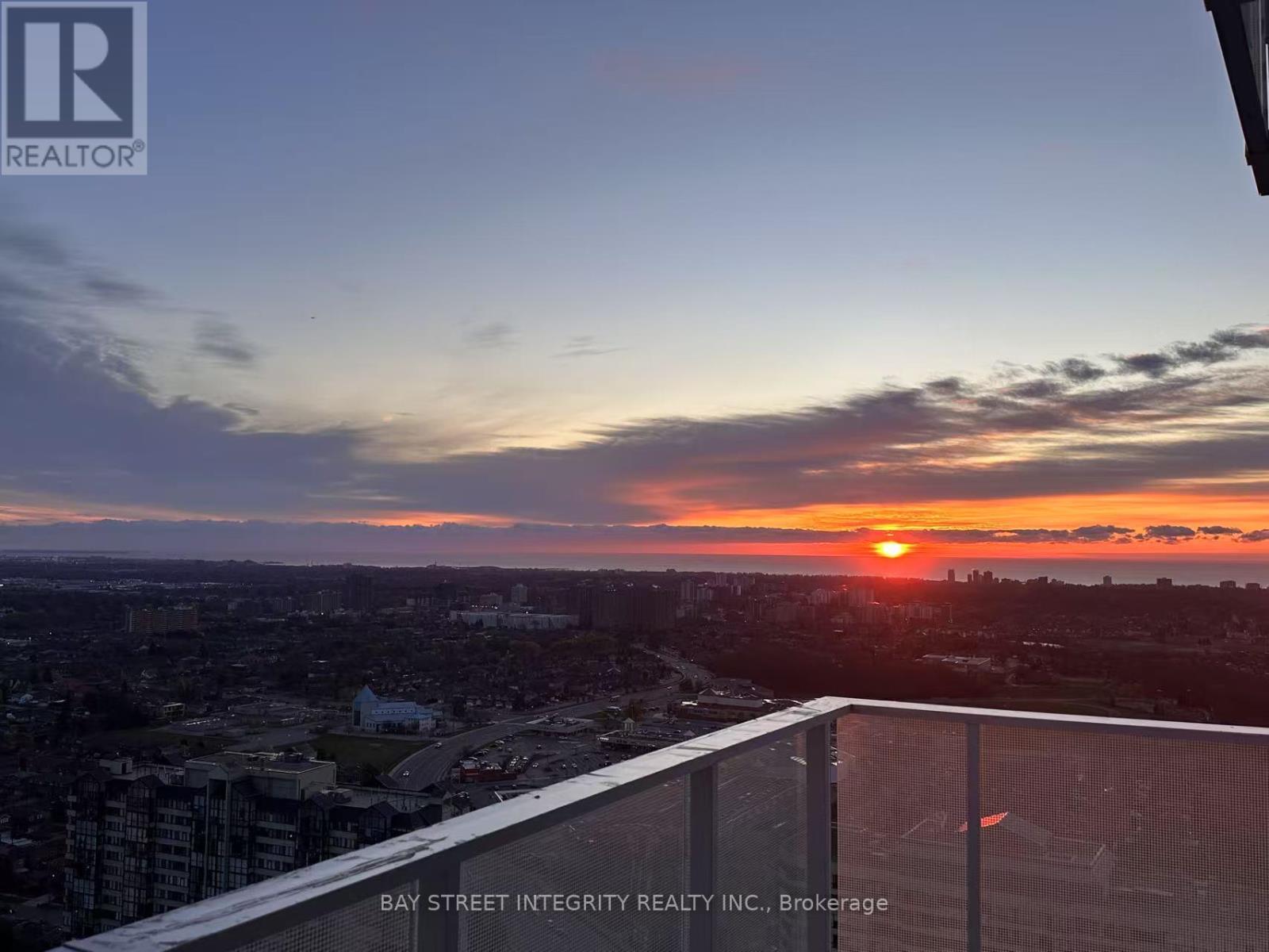 3203 - 3900 Confederation Parkway, Mississauga, Ontario  L5B 0M3 - Photo 35 - W12898468