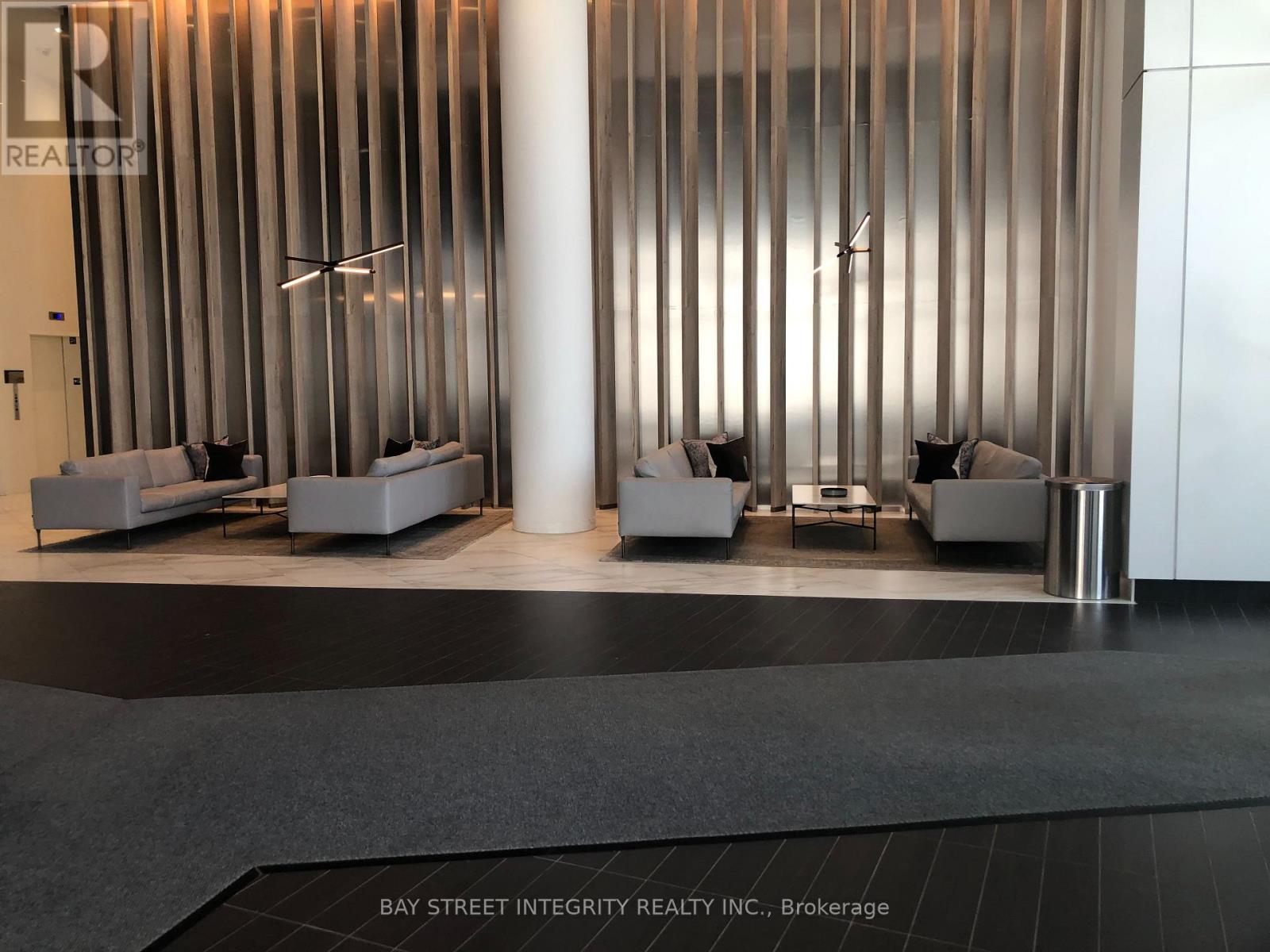 3203 - 3900 Confederation Parkway, Mississauga, Ontario  L5B 0M3 - Photo 6 - W12898468