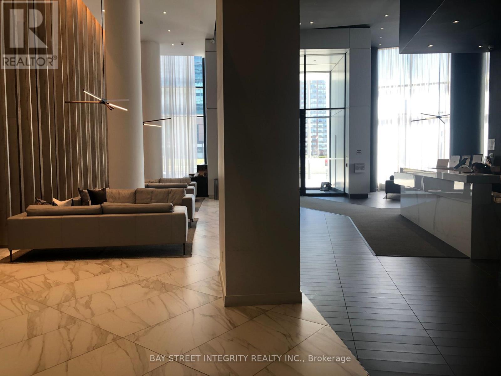 3203 - 3900 Confederation Parkway, Mississauga, Ontario  L5B 0M3 - Photo 8 - W12898468