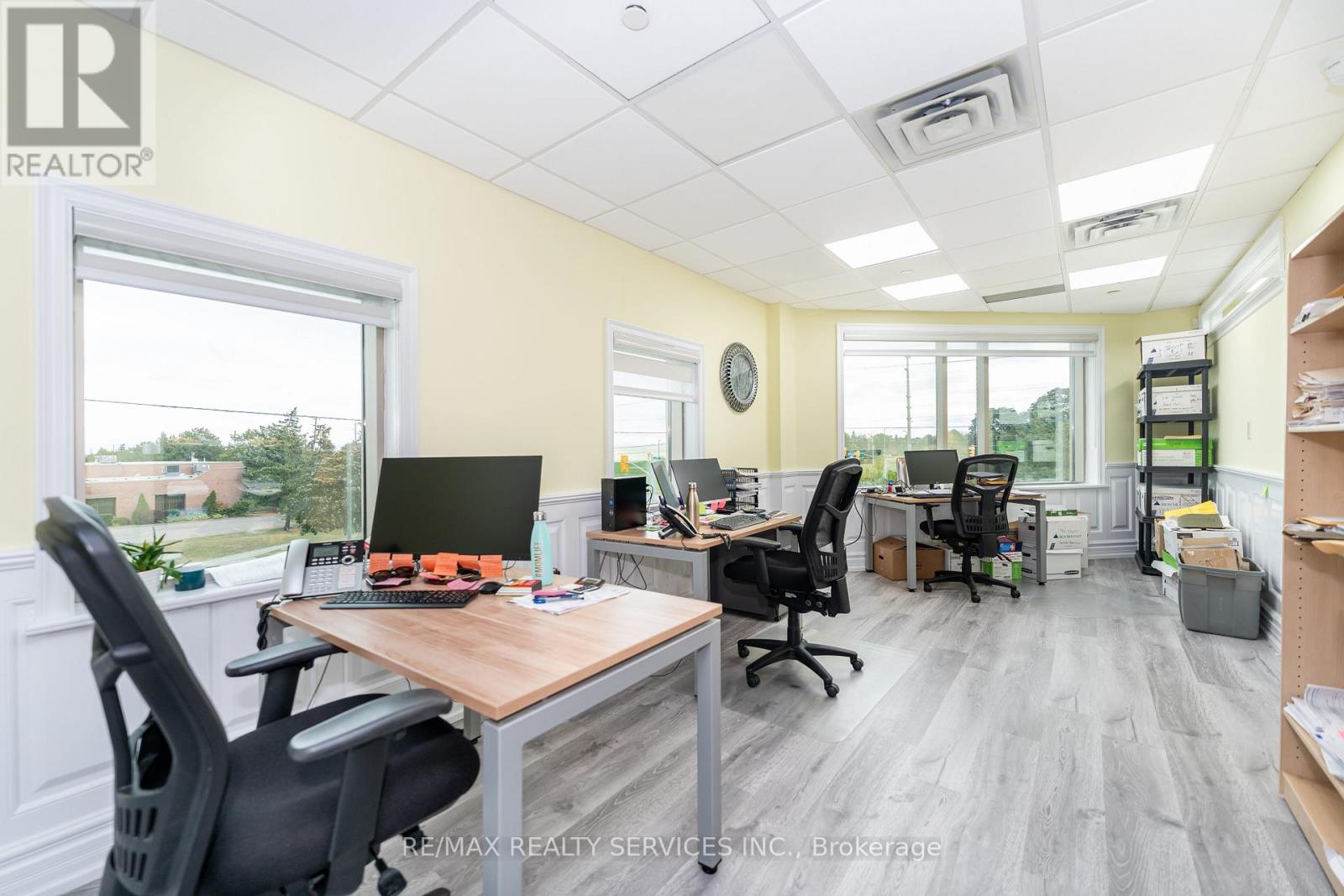 214 - 2 Automatic Road, Brampton, Ontario  L6S 6K8 - Photo 18 - W12898474