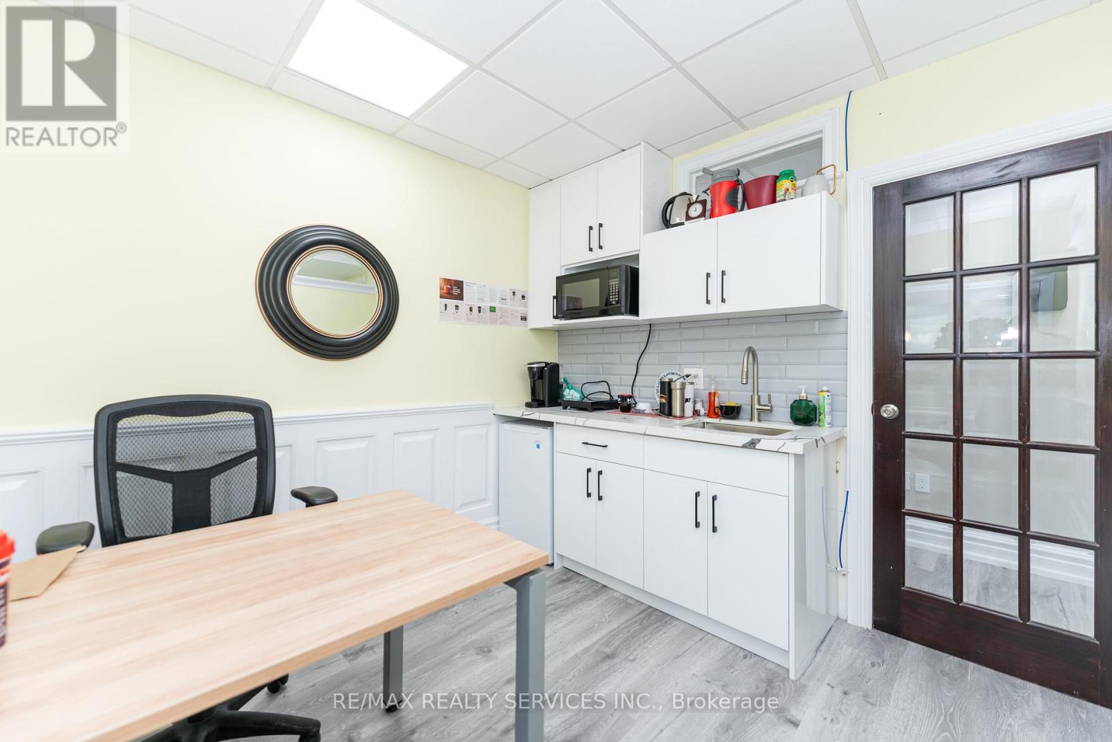 214 - 2 Automatic Road, Brampton, Ontario  L6S 6K8 - Photo 23 - W12898474