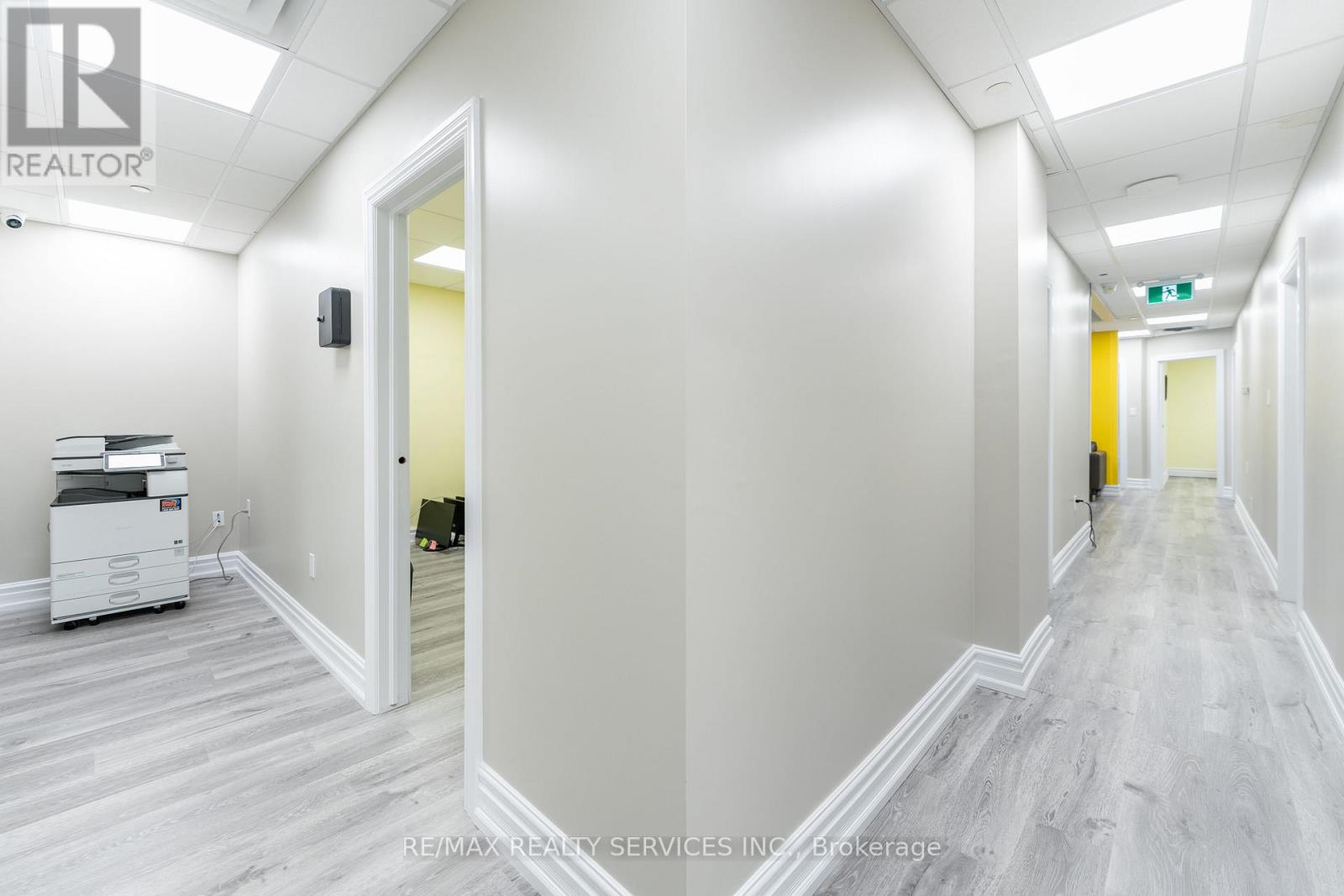 214 - 2 Automatic Road, Brampton, Ontario  L6S 6K8 - Photo 24 - W12898474