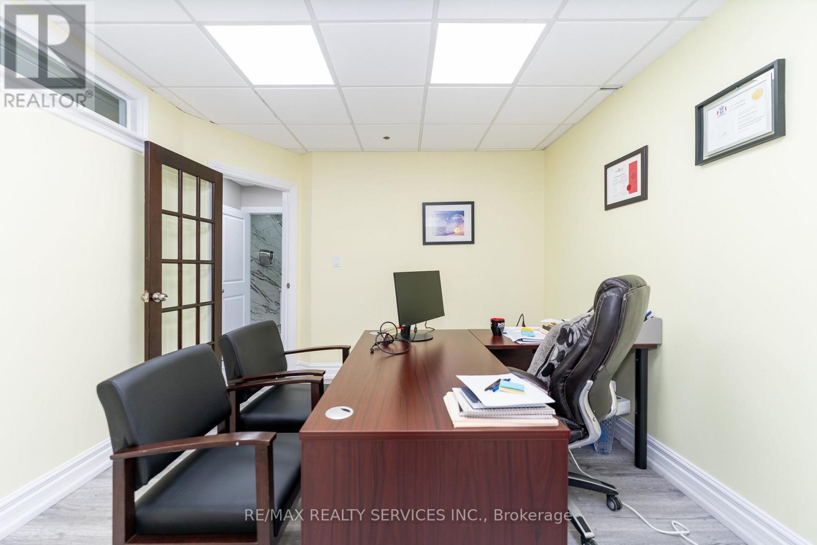 214 - 2 Automatic Road, Brampton, Ontario  L6S 6K8 - Photo 8 - W12898474