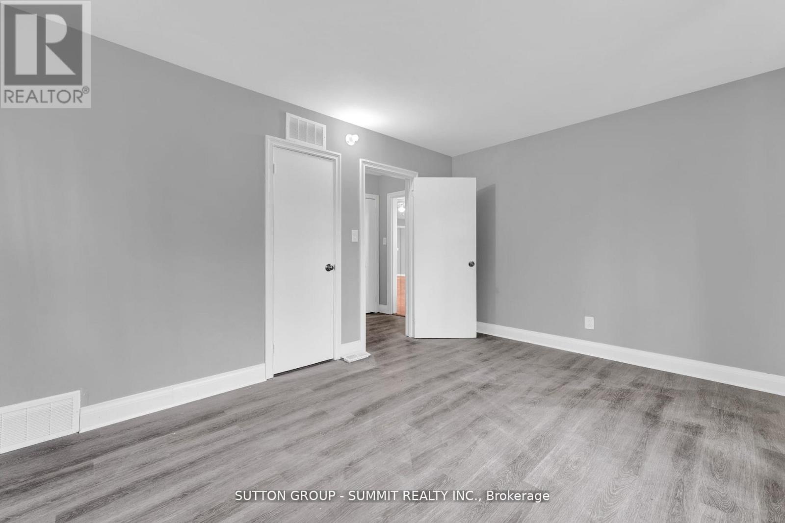 17 Ben Machree Drive, Mississauga, Ontario  L5H 2S2 - Photo 13 - W12898540