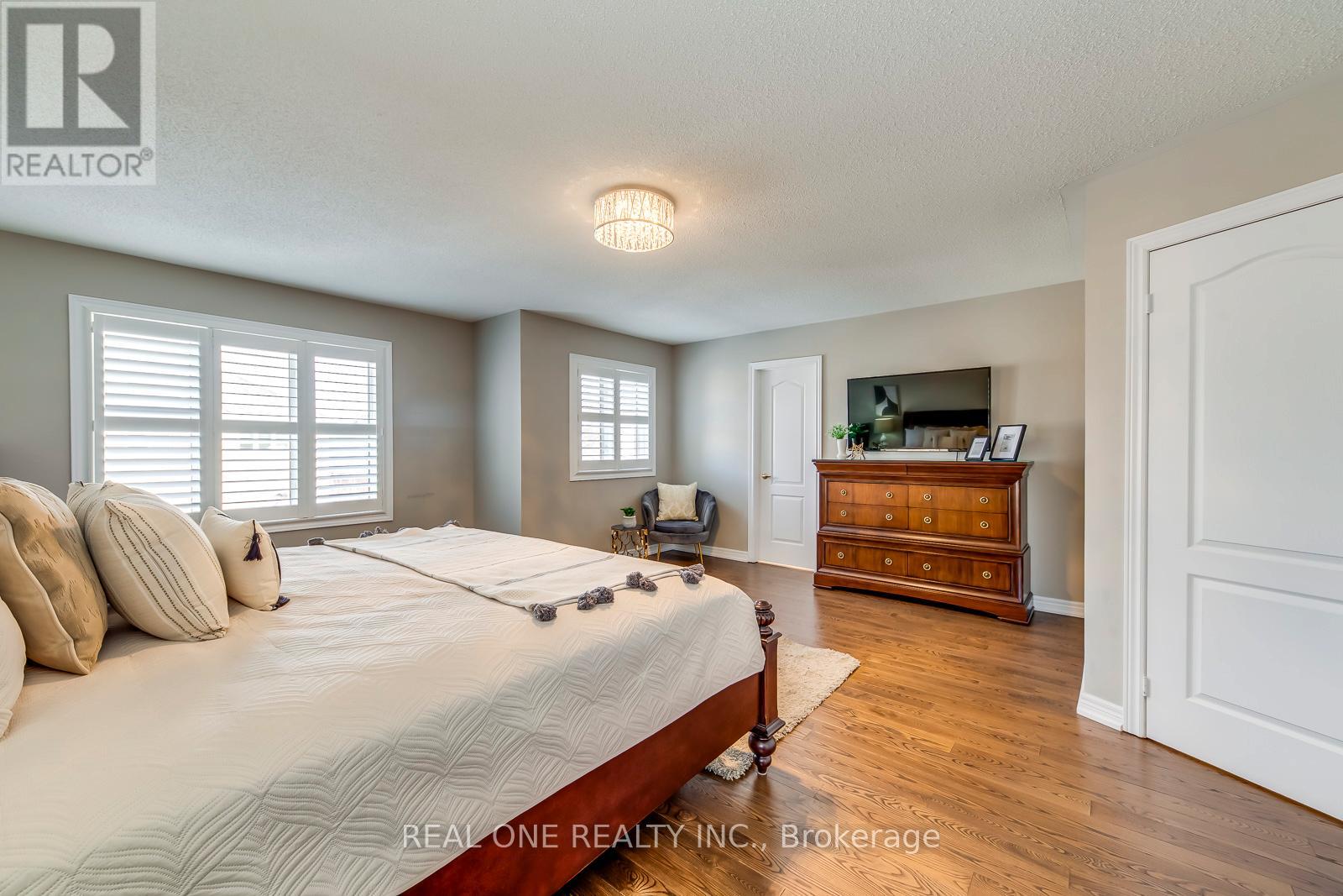 2511 Felhaber Crescent, Oakville, Ontario  L6H 7R8 - Photo 26 - W12898550