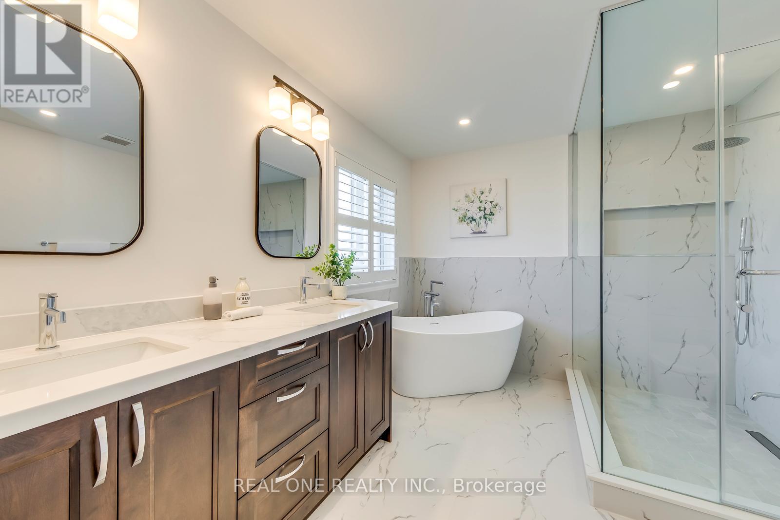 2511 Felhaber Crescent, Oakville, Ontario  L6H 7R8 - Photo 27 - W12898550