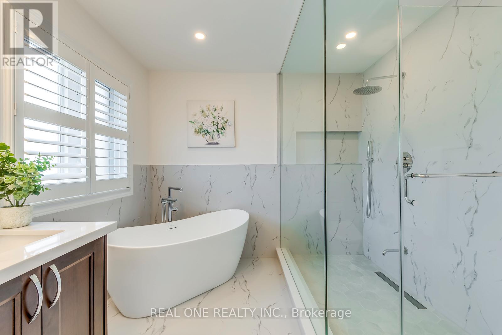 2511 Felhaber Crescent, Oakville, Ontario  L6H 7R8 - Photo 28 - W12898550