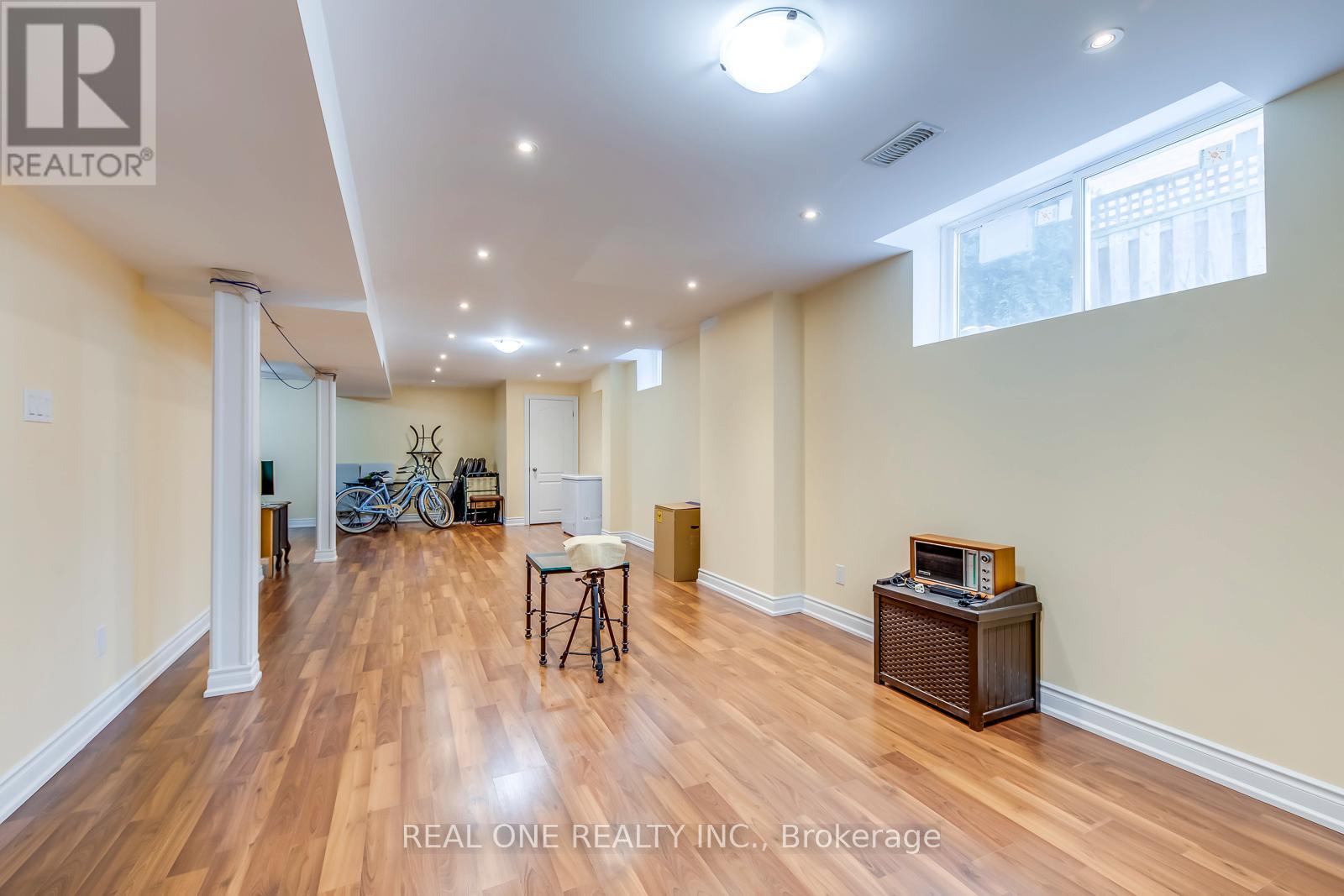 2511 Felhaber Crescent, Oakville, Ontario  L6H 7R8 - Photo 41 - W12898550