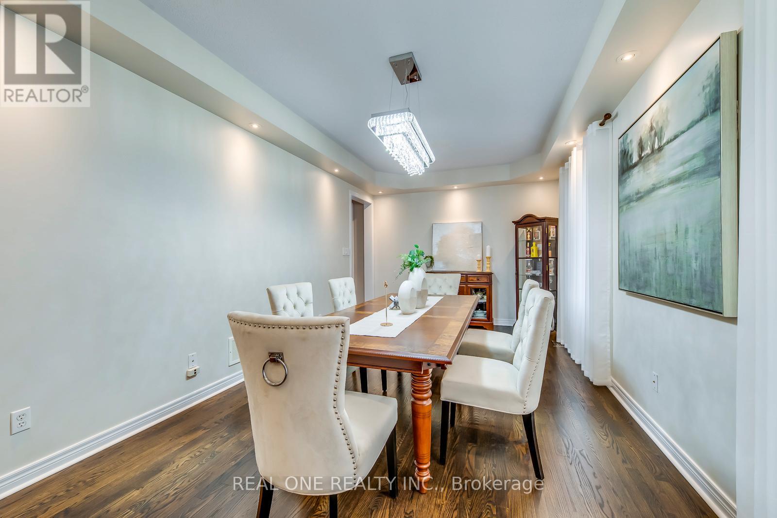 2511 Felhaber Crescent, Oakville, Ontario  L6H 7R8 - Photo 5 - W12898550