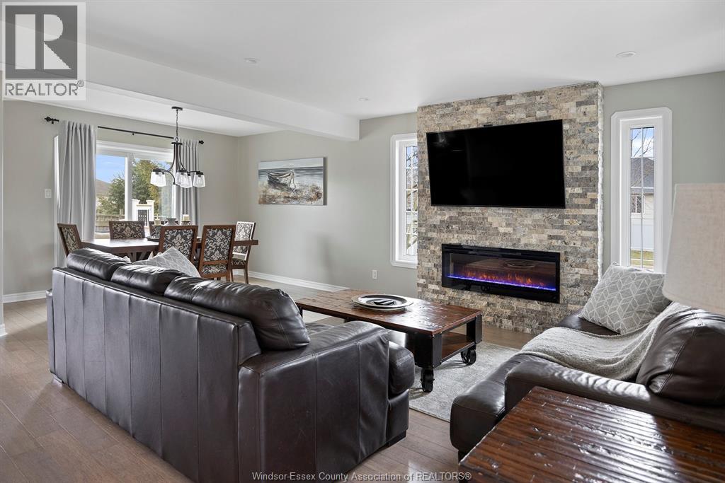 1445 Girard Drive, Lakeshore, Ontario  N8L 0R3 - Photo 3 - 26005718