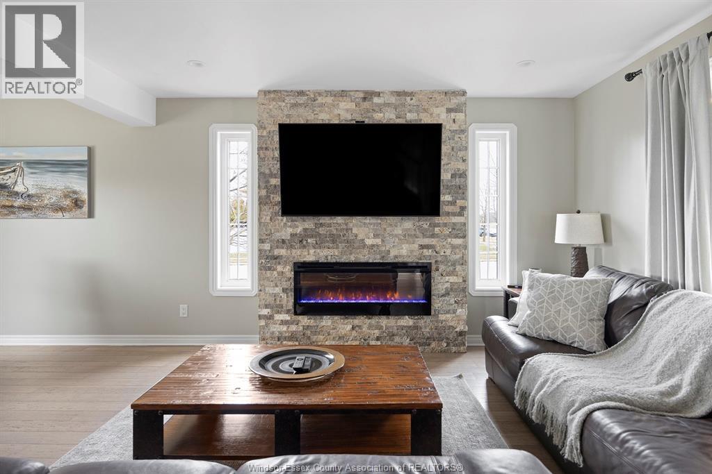 1445 Girard Drive, Lakeshore, Ontario  N8L 0R3 - Photo 4 - 26005718