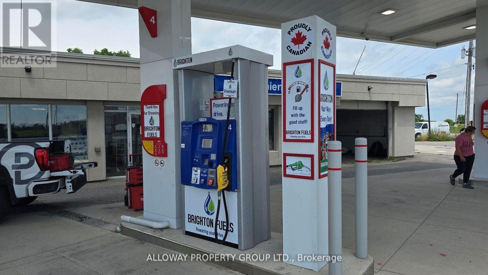 387 Maidstone Avenue E, Lakeshore, Ontario  N8M 2V9 - Photo 4 - X12898542