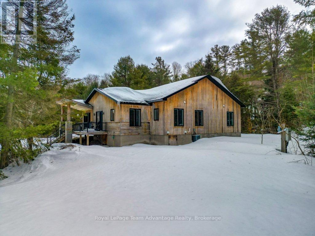 18 Ferris Road, Seguin, Ontario  P2A 2W8 - Photo 9 - X12897128