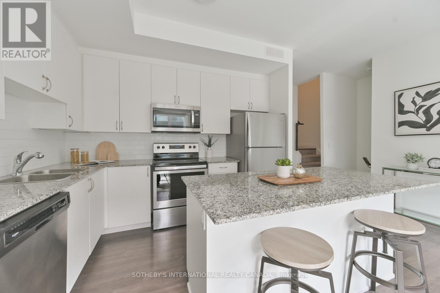 A1003 - 5309 Highway 7, Vaughan (Vaughan Grove), Ontario  L4L 0J1 - Photo 5 - N12896992