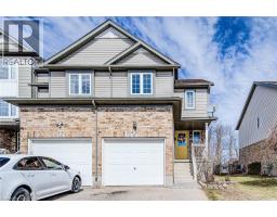 17 RED CLOVER Crescent, Kitchener, Ontario