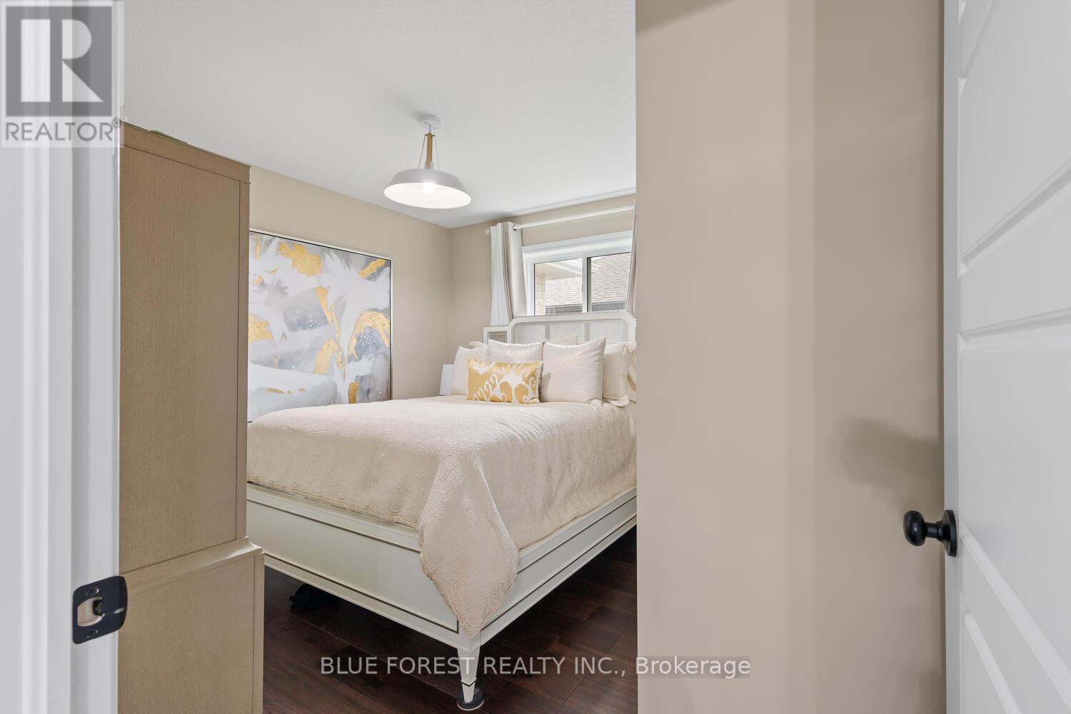 28 Weir Crescent, St. Thomas, Ontario  N5R 0L7 - Photo 25 - X12898588