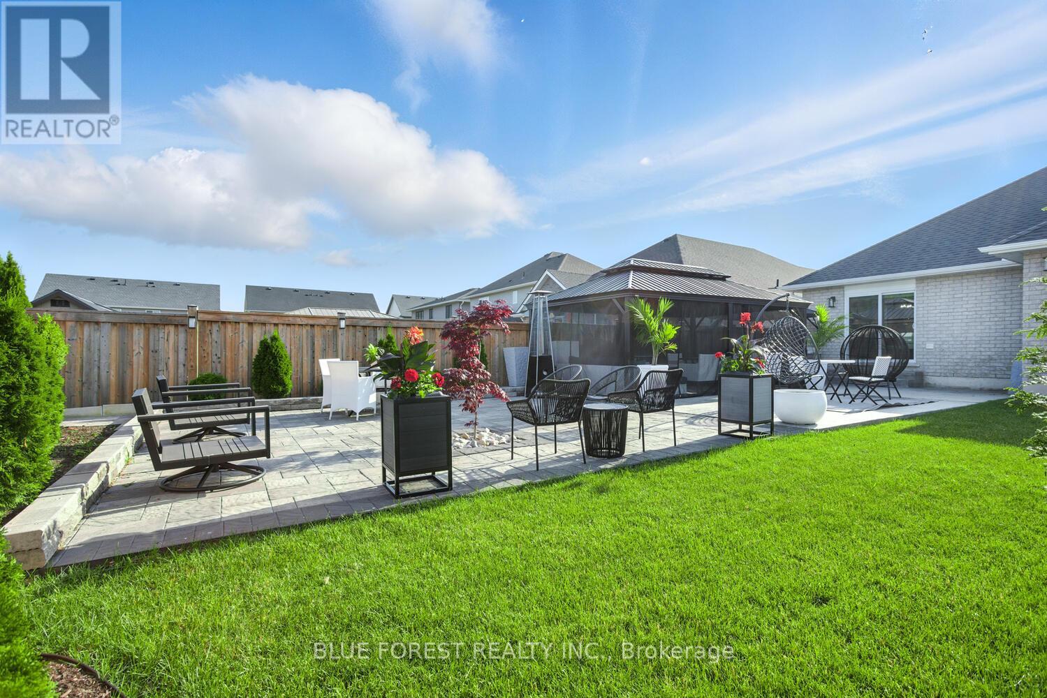 28 Weir Crescent, St. Thomas, Ontario  N5R 0L7 - Photo 44 - X12898588