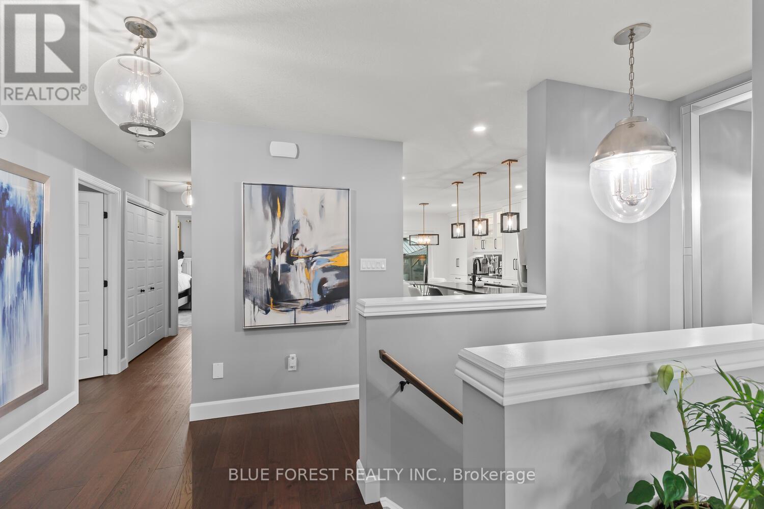 28 Weir Crescent, St. Thomas, Ontario  N5R 0L7 - Photo 8 - X12898588