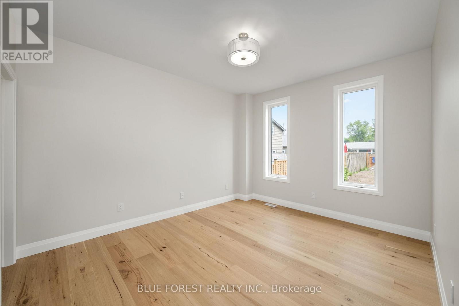 154 Maud Street, Central Elgin, Ontario  N5L 1C8 - Photo 10 - X12898616