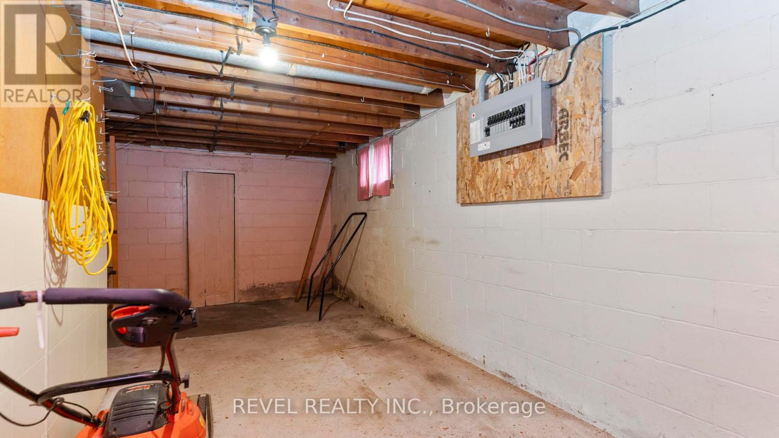 1838 Royal Crescent, London East, Ontario  N5W 2A8 - Photo 23 - X12898674