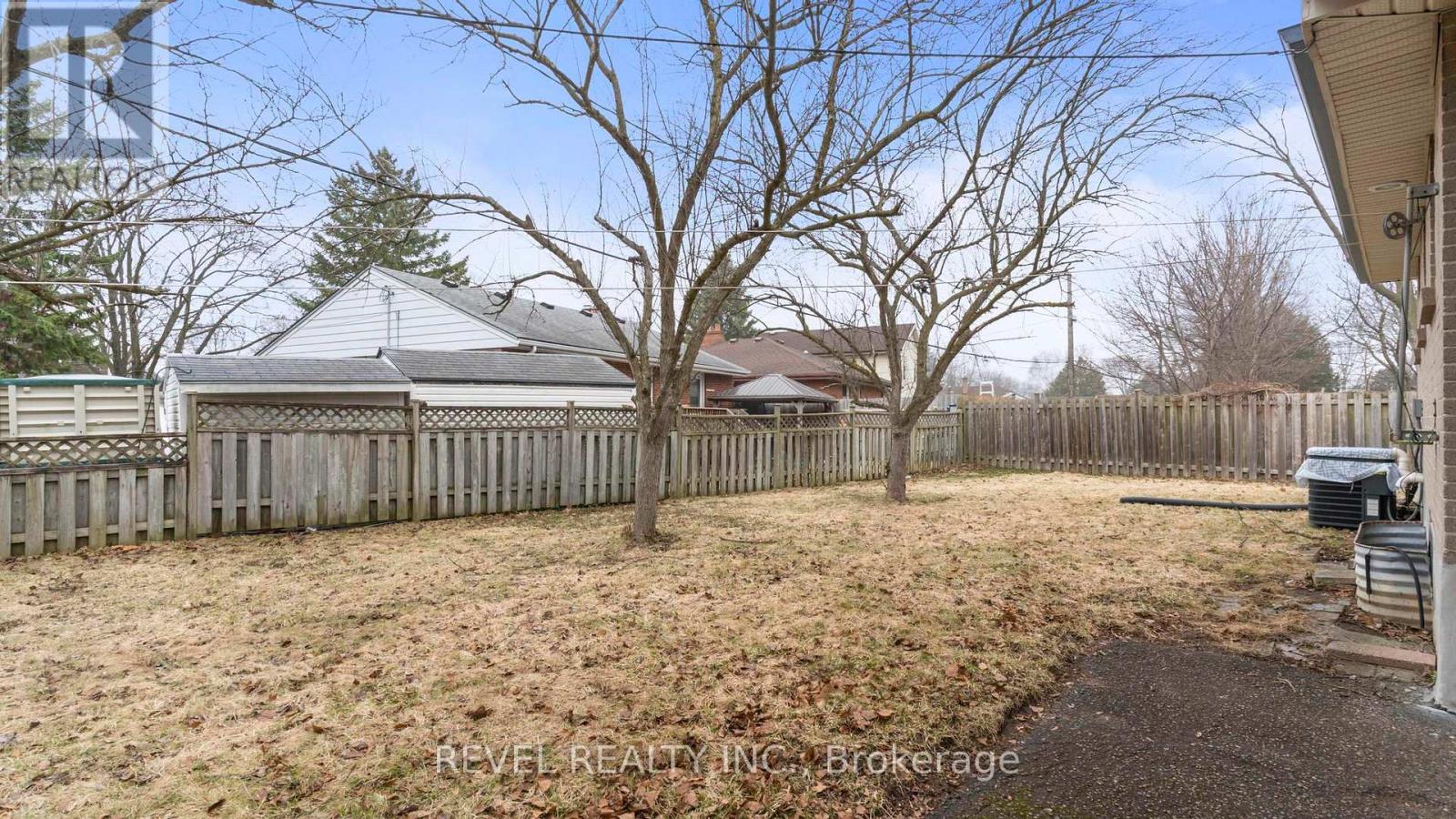 1838 Royal Crescent, London East, Ontario  N5W 2A8 - Photo 28 - X12898674