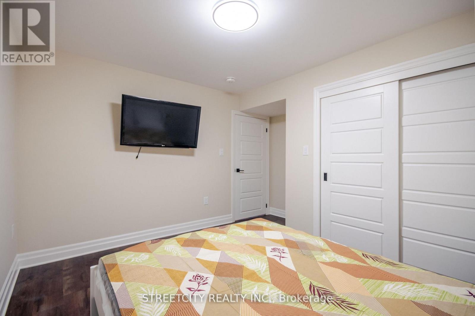 1253 Howlett Circle, London North, Ontario  N5X 0K5 - Photo 13 - X12898716