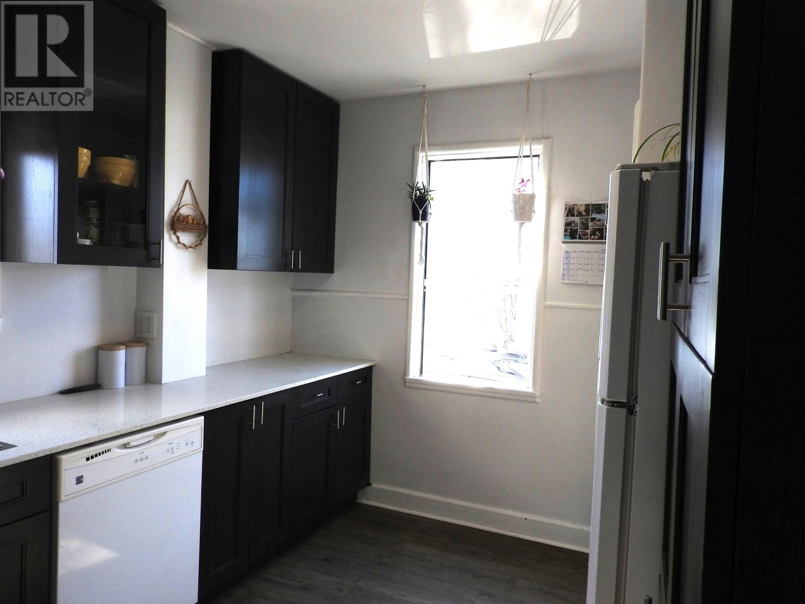 286 Leslie Ave, Thunder Bay, Ontario  P7A 1W6 - Photo 11 - TB2600477