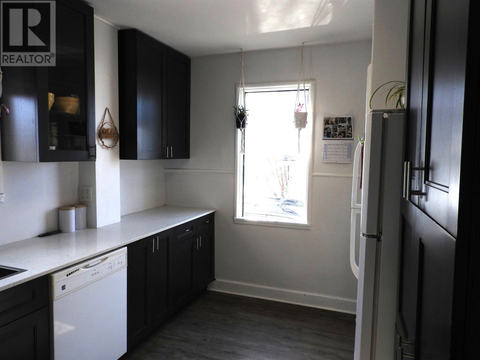 286 Leslie Ave, Thunder Bay, Ontario  P7A 1W6 - Photo 25 - TB2600477