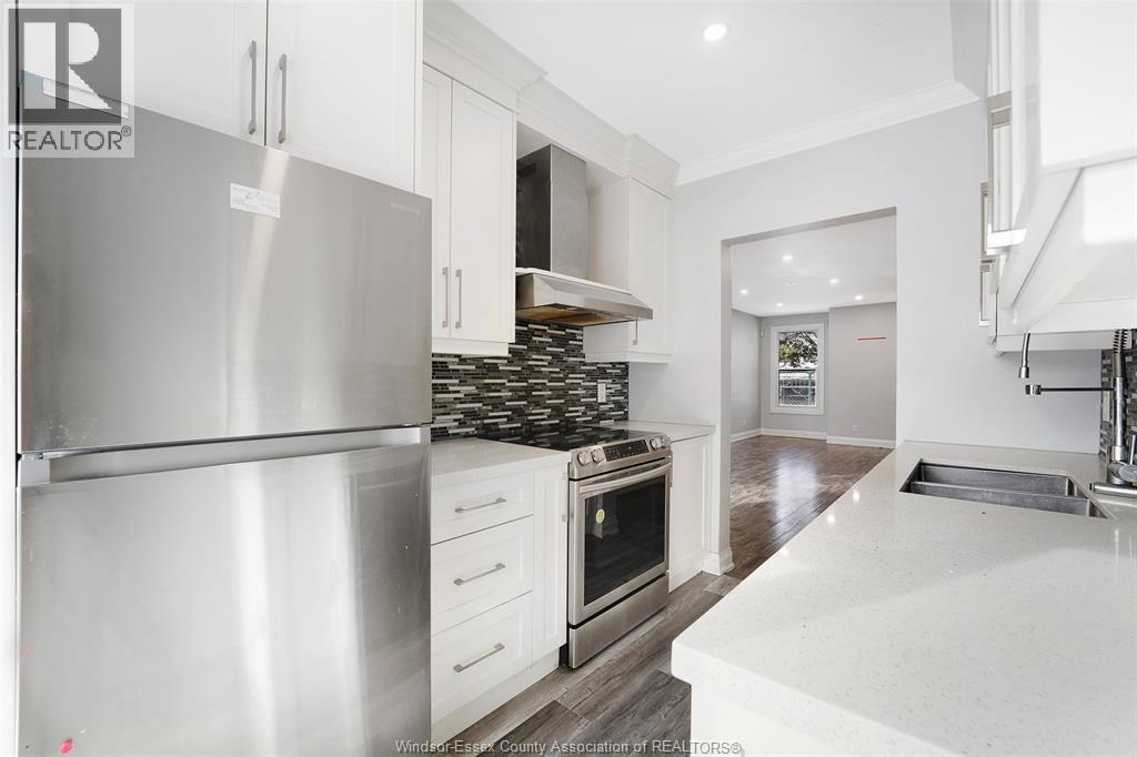 1657 Martindale, Windsor, Ontario  N9B 1G7 - Photo 10 - 26005723