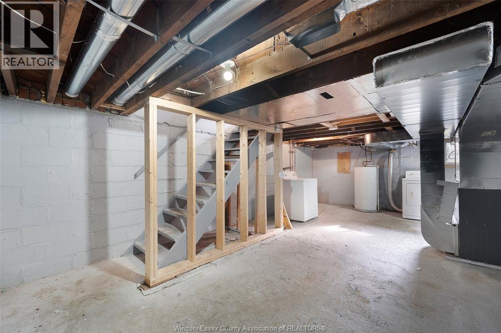 1657 Martindale, Windsor, Ontario  N9B 1G7 - Photo 14 - 26005723