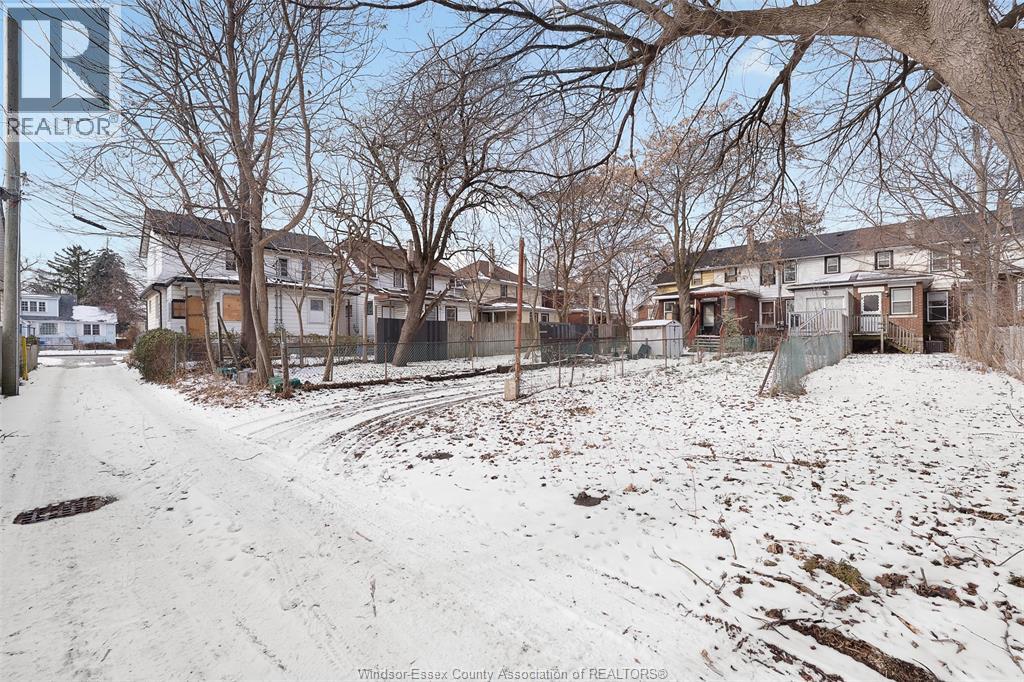 1657 Martindale, Windsor, Ontario  N9B 1G7 - Photo 21 - 26005723