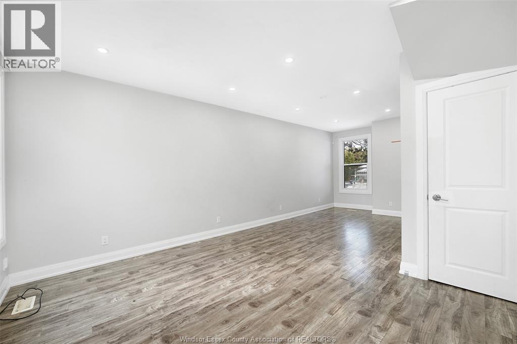 1657 Martindale, Windsor, Ontario  N9B 1G7 - Photo 7 - 26005723