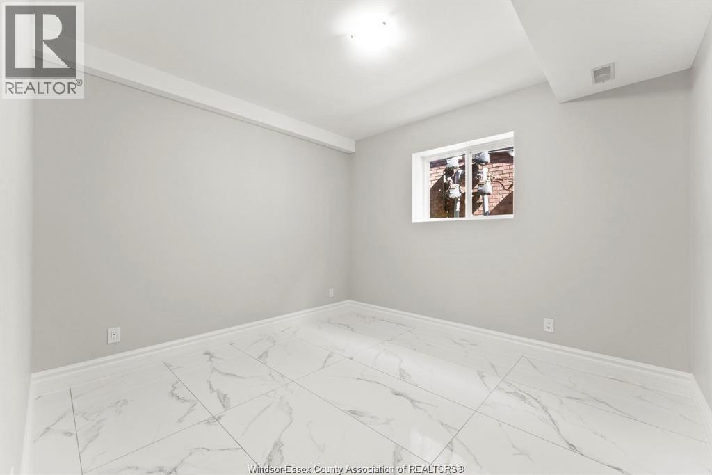 2270 Daytona Unit# B, Windsor, Ontario  N9B 3Y2 - Photo 11 - 26005722