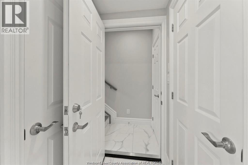 2270 Daytona Unit# B, Windsor, Ontario  N9B 3Y2 - Photo 2 - 26005722