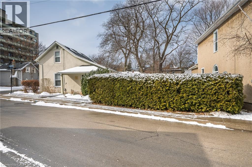 15 Maple Avenue, Stoney Creek, Ontario  L8G 2P1 - Photo 28 - 40813233