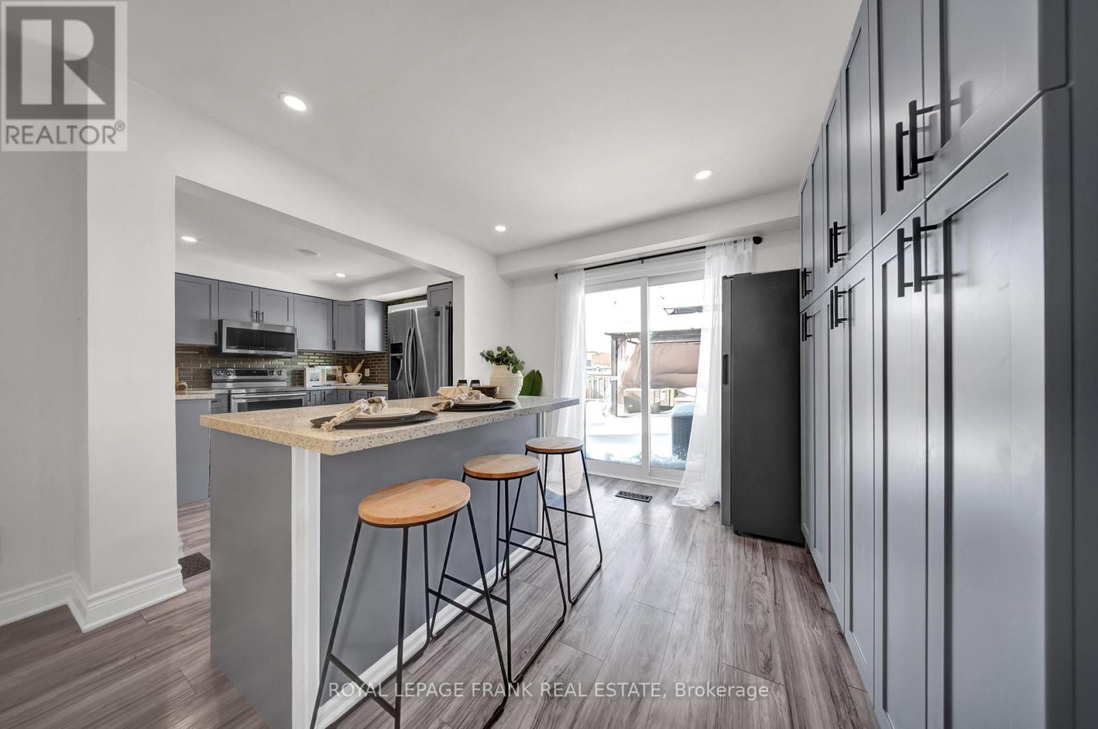 303 Sheffield Court, Oshawa, Ontario  L1J 8J3 - Photo 14 - E12898712