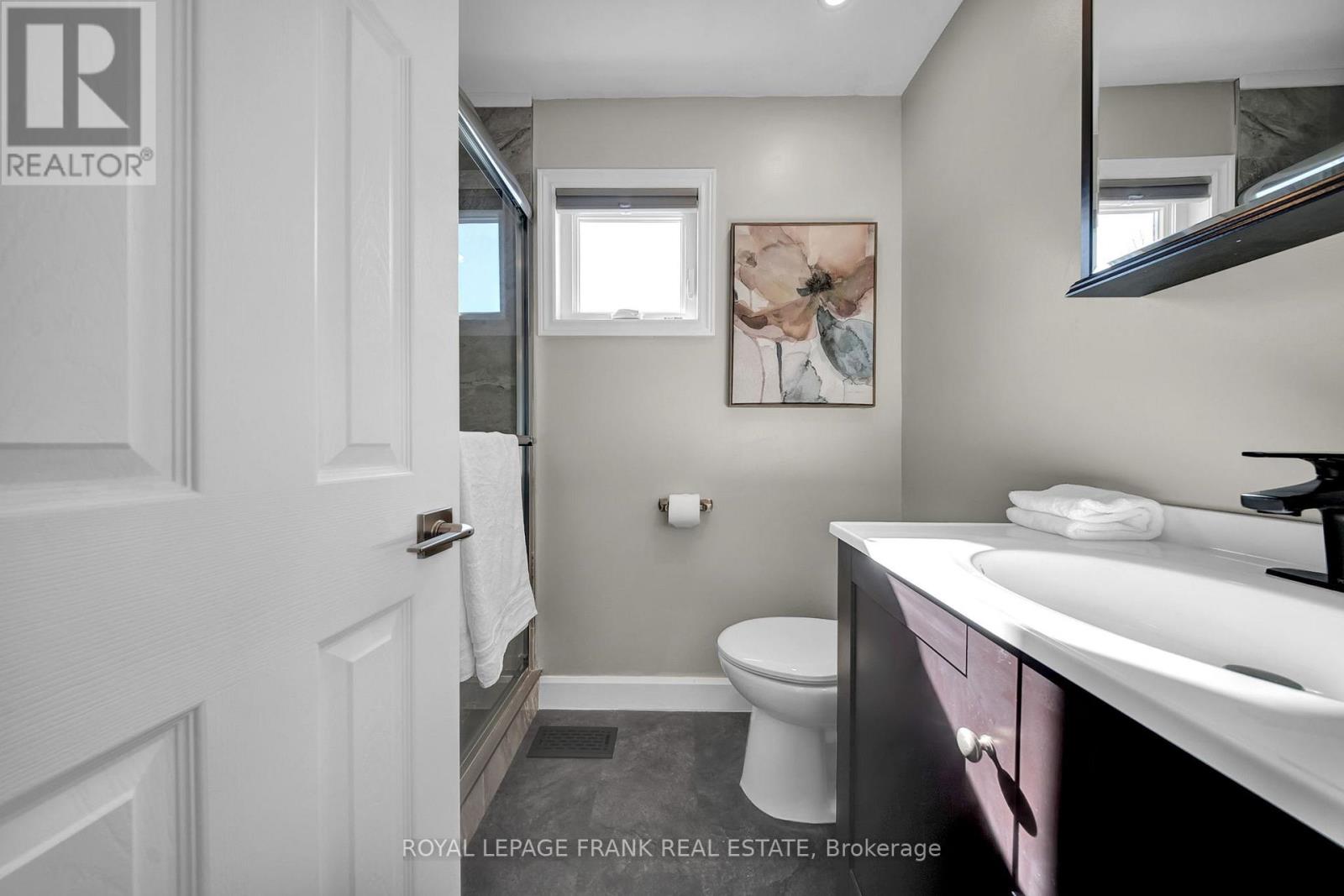 303 Sheffield Court, Oshawa, Ontario  L1J 8J3 - Photo 35 - E12898712