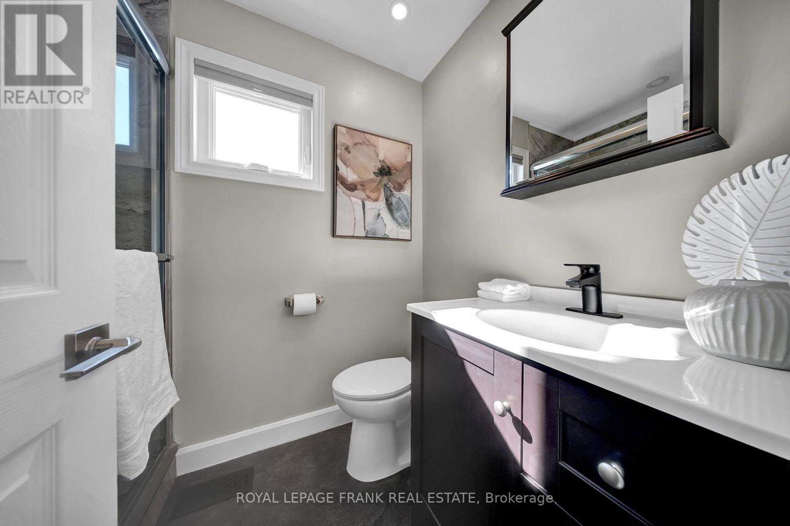 303 Sheffield Court, Oshawa, Ontario  L1J 8J3 - Photo 36 - E12898712