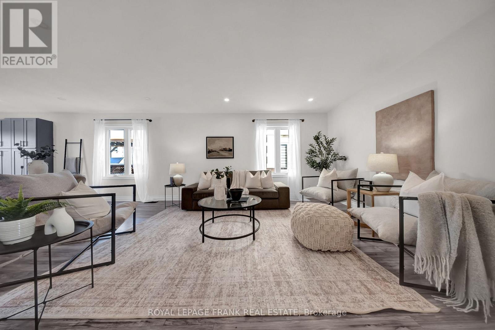 303 Sheffield Court, Oshawa, Ontario  L1J 8J3 - Photo 5 - E12898712