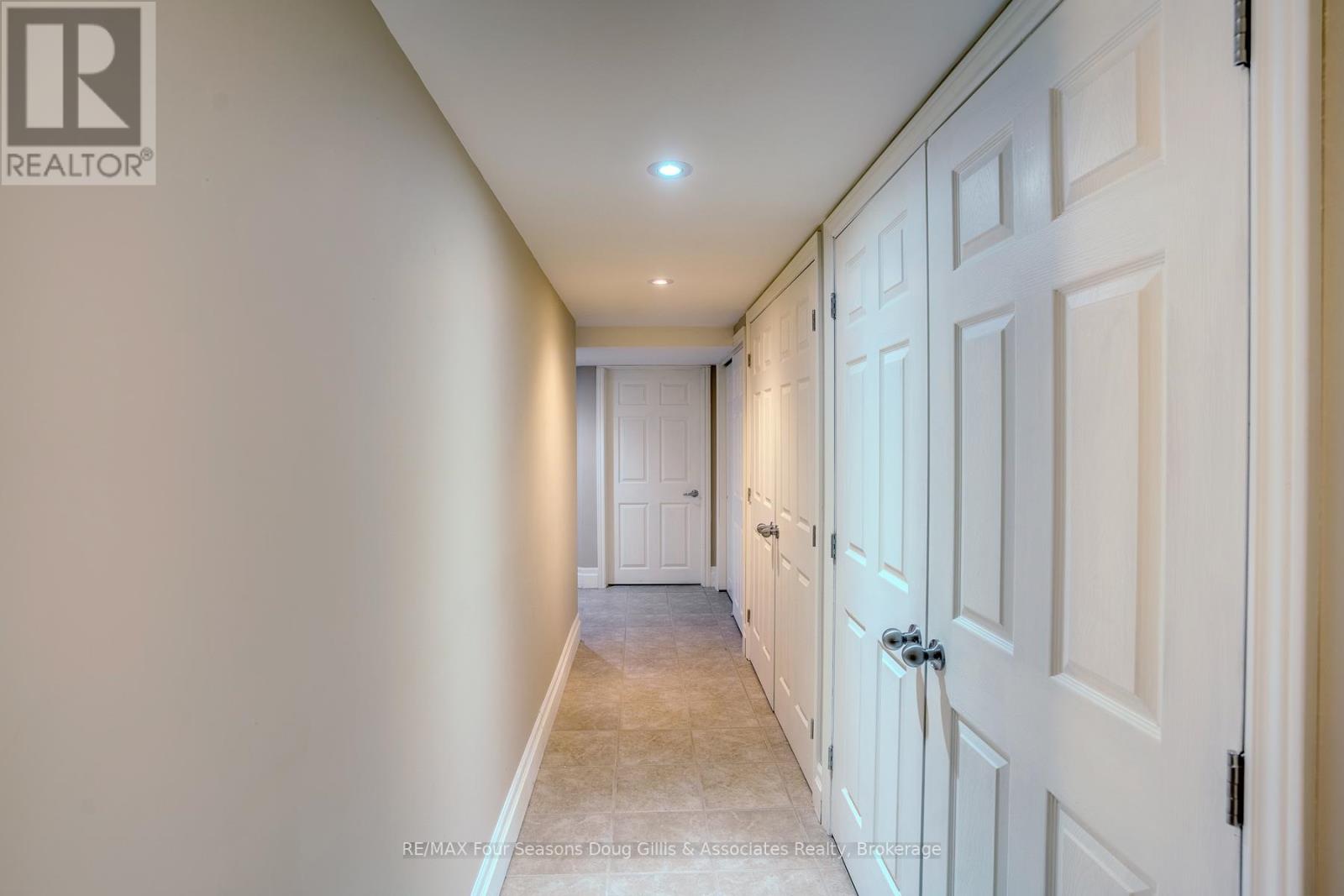 135 Algonquin Drive, Meaford, Ontario  N4L 0A7 - Photo 17 - X12898612